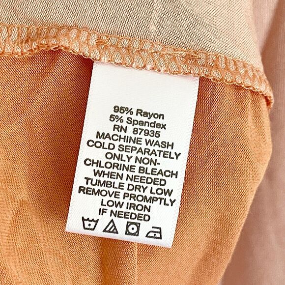 Logo Layers Tunic Top Womens Plus Size 3X Sleeveless Signature Knit Peach Orange - Picture 7 of 9